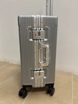 Valise rigide